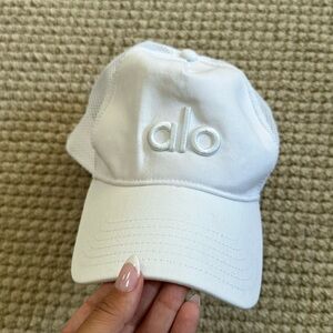 Alo white hat